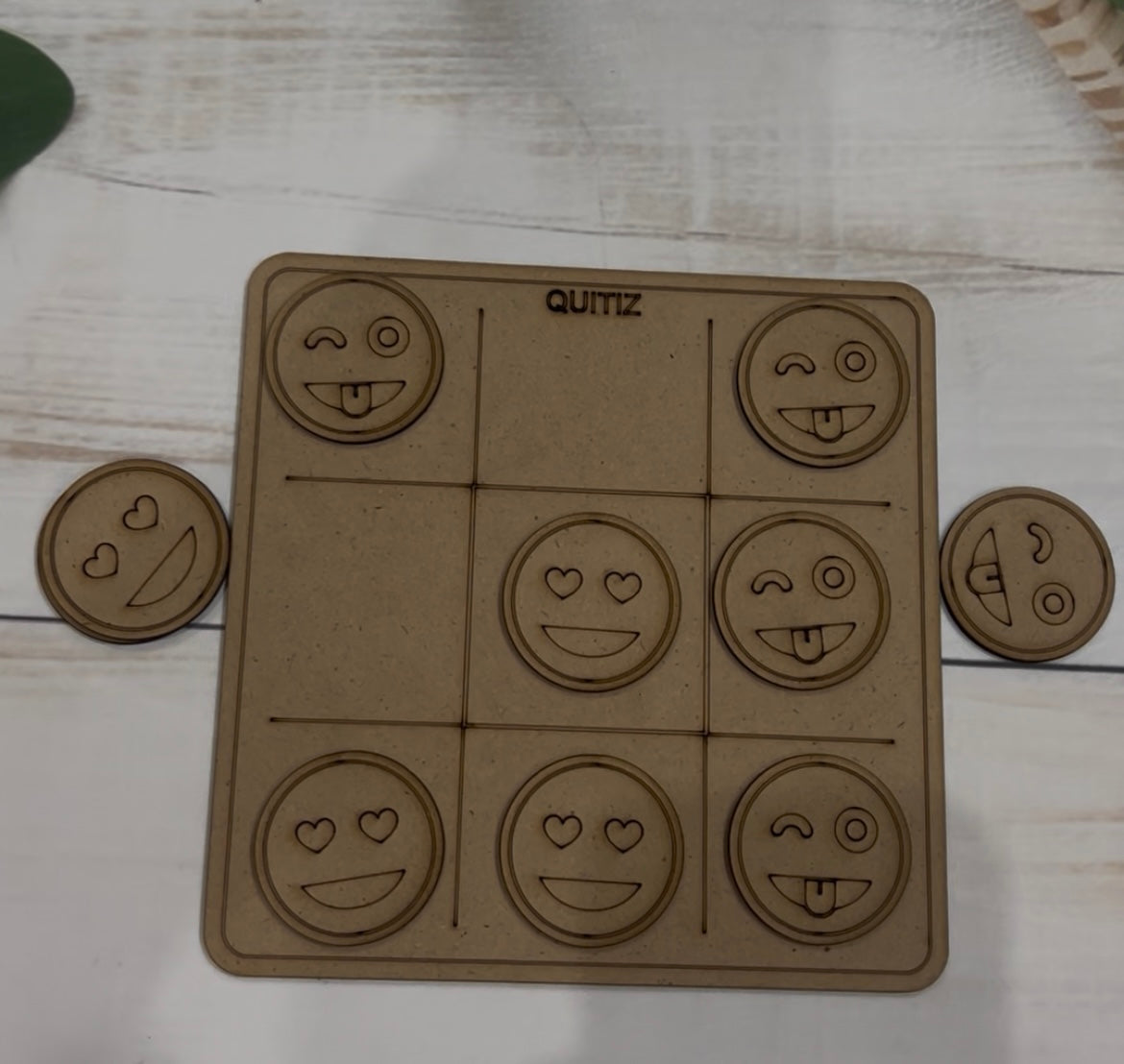 Personalized Wooden Tic Tac Toe Game Board – 07KS0019