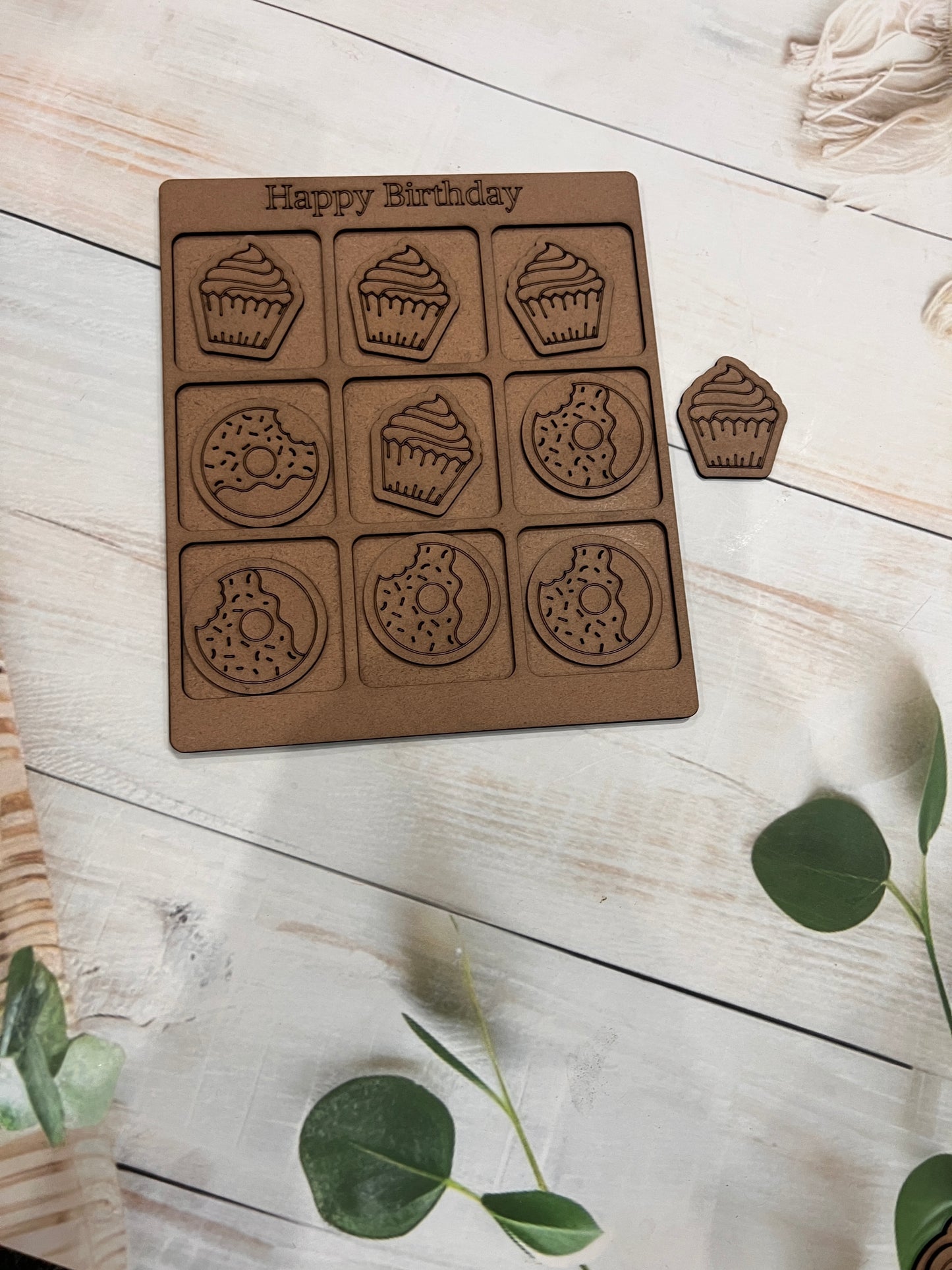 Personalized Wooden Tic Tac Toe Game Board – 07KS0019