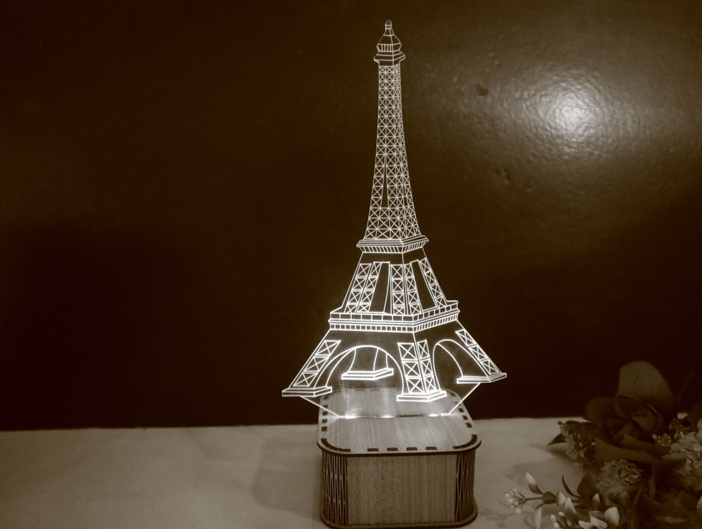 Eiffel Tower Nightlight 3D Illusion Lamp - 11CT0029
